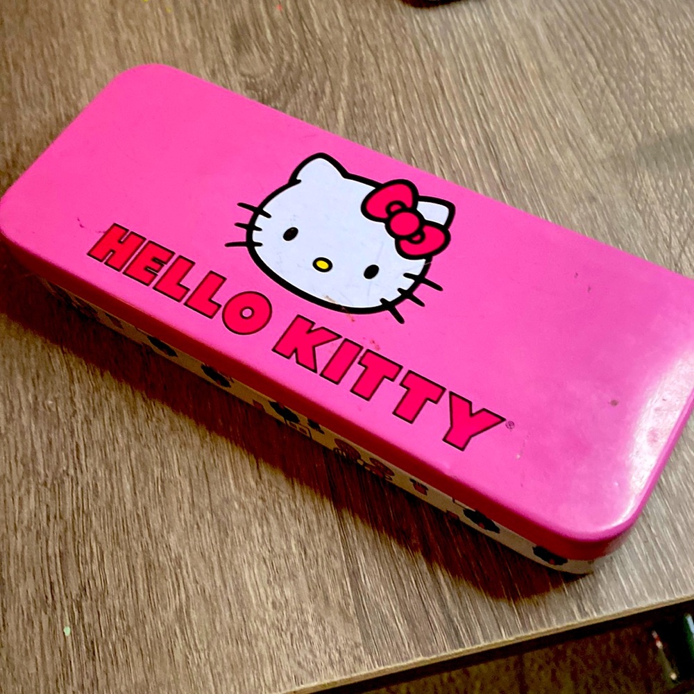 ✨Used Hello Kitty Pencil Box ✨